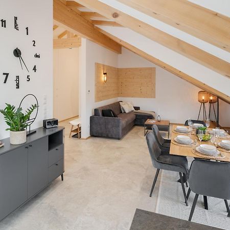 Fenjoy: Ferienapartment Mit Bergblick / Balkon / Bbq Bernau am Chiemsee Exterior foto